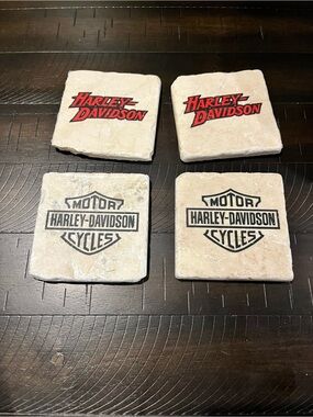 Harley-Davidson Stone Logo Coaster Set in Beige and Red set of 4